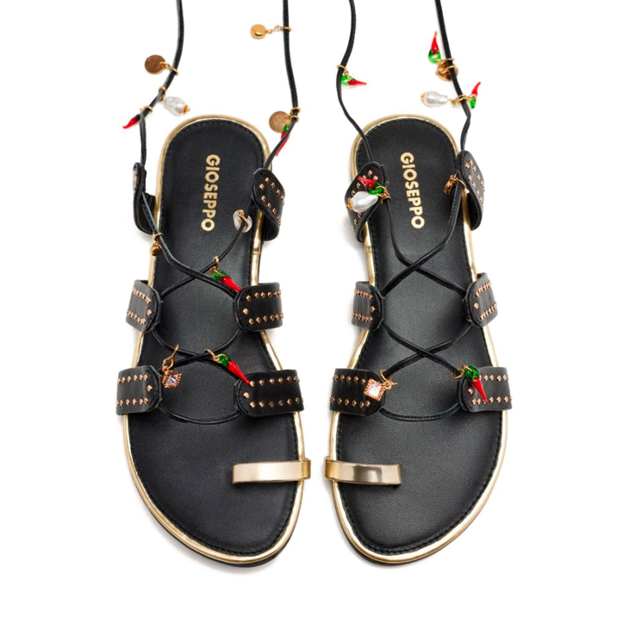 sandalias-piel-abalorios-y-tachas-ione sandalias-piel-abalorios-y-tachas-ione