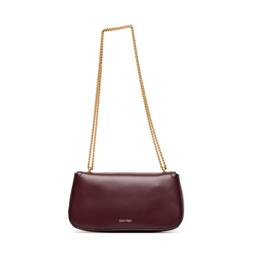 bolso-de-hombro-pequeno-con-cadena-de-herrajes-con-logo-monograma bolso-de-hombro-pequeno-con-cadena-de-herrajes-con-logo-monograma