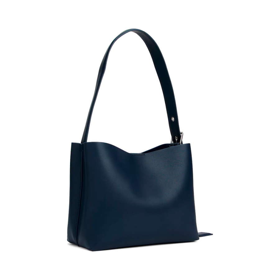 bolso-hobo-con-insignia-del-logo bolso-hobo-con-insignia-del-logo