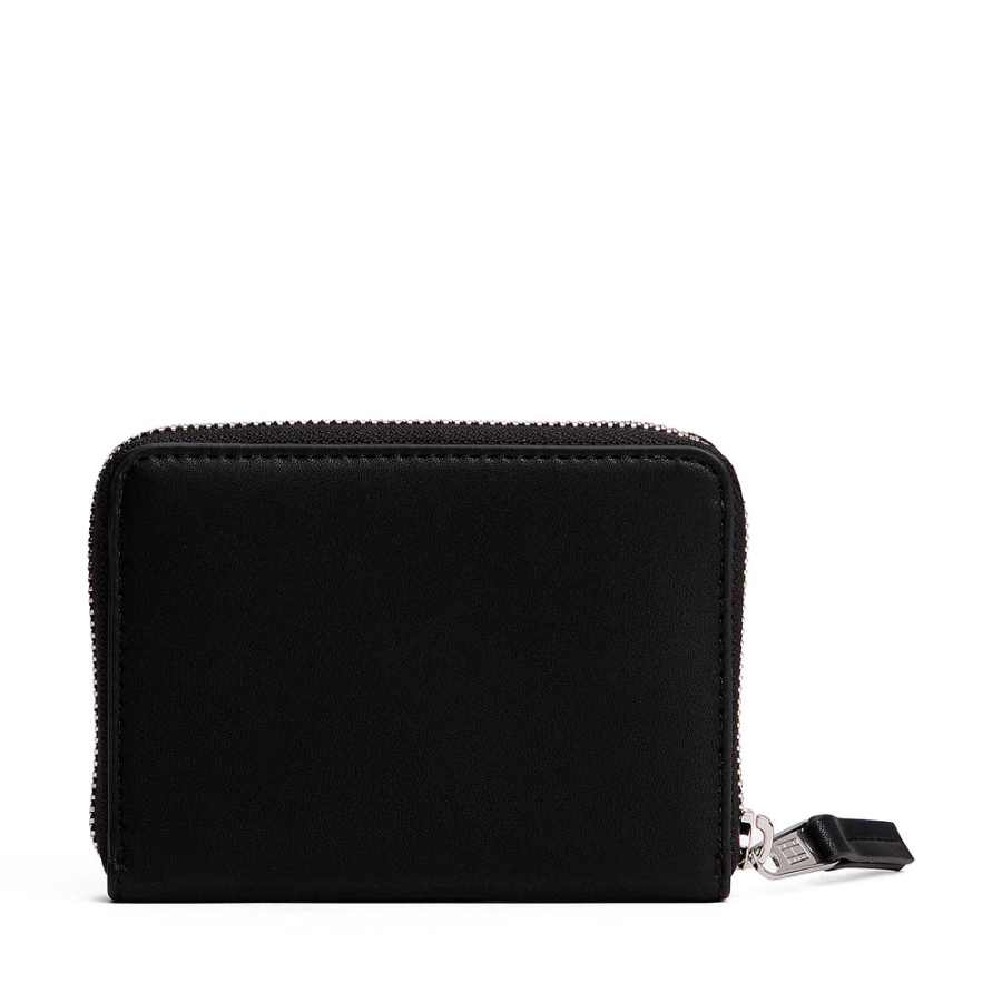 cartera-con-cremallera-perimetral-y-logo cartera-con-cremallera-perimetral-y-logo