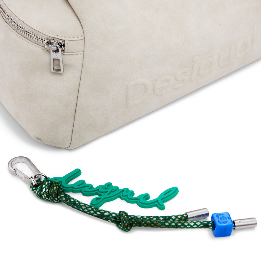 bolso-logo-3d-asa-fruncida-mediano bolso-logo-3d-asa-fruncida-mediano